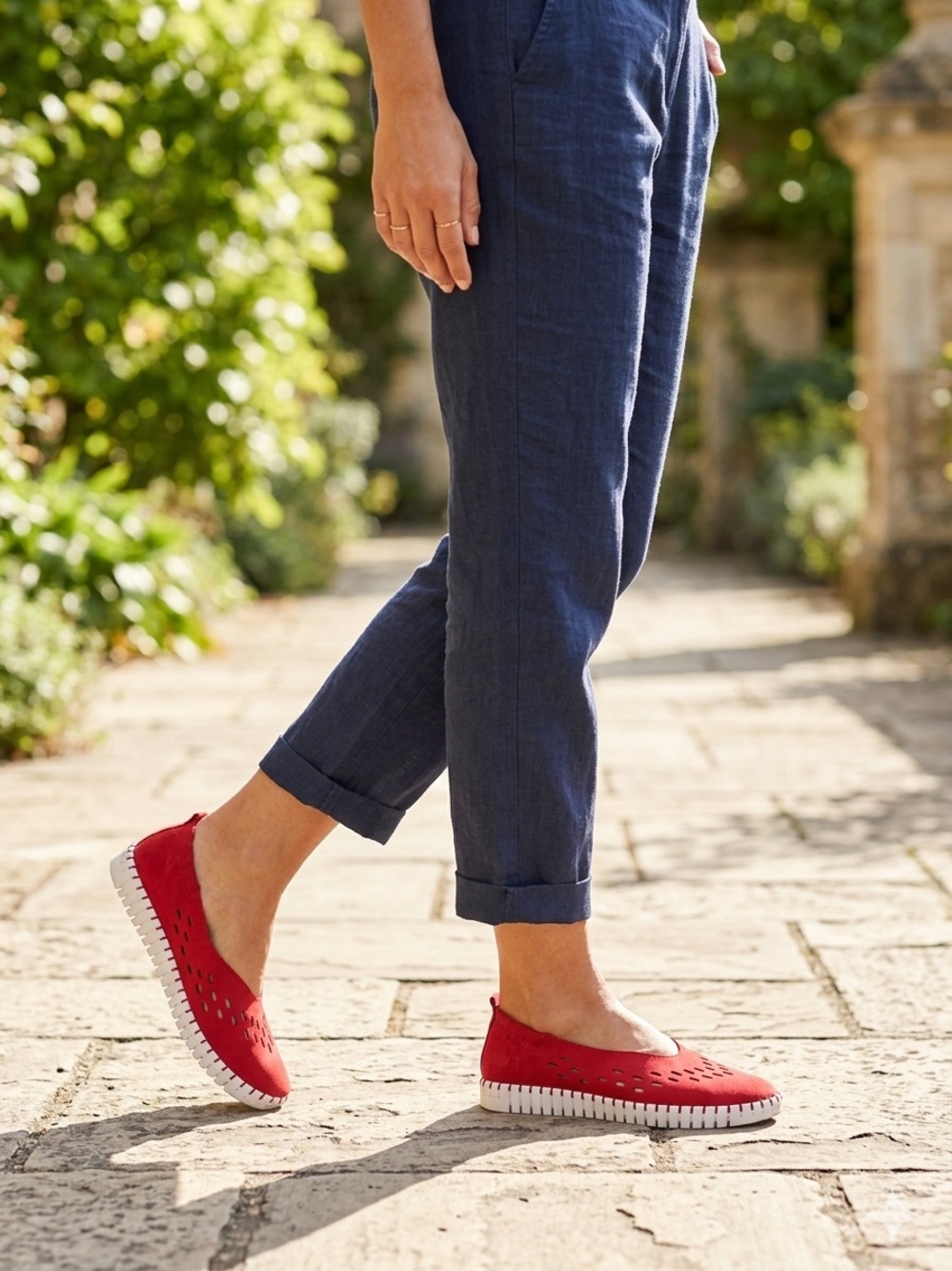 Bernie Mev TW180 Red Suede Laser Cut Slip On Flats 38 NIB